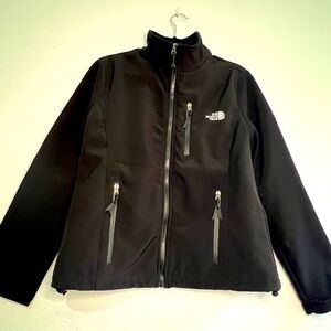 The NorthFace Summit Series black full-zip jacket, Sz L. Preowned. Like new.